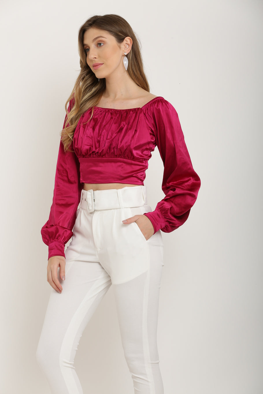 Elegant Fitted Satin Crop Top - Pink